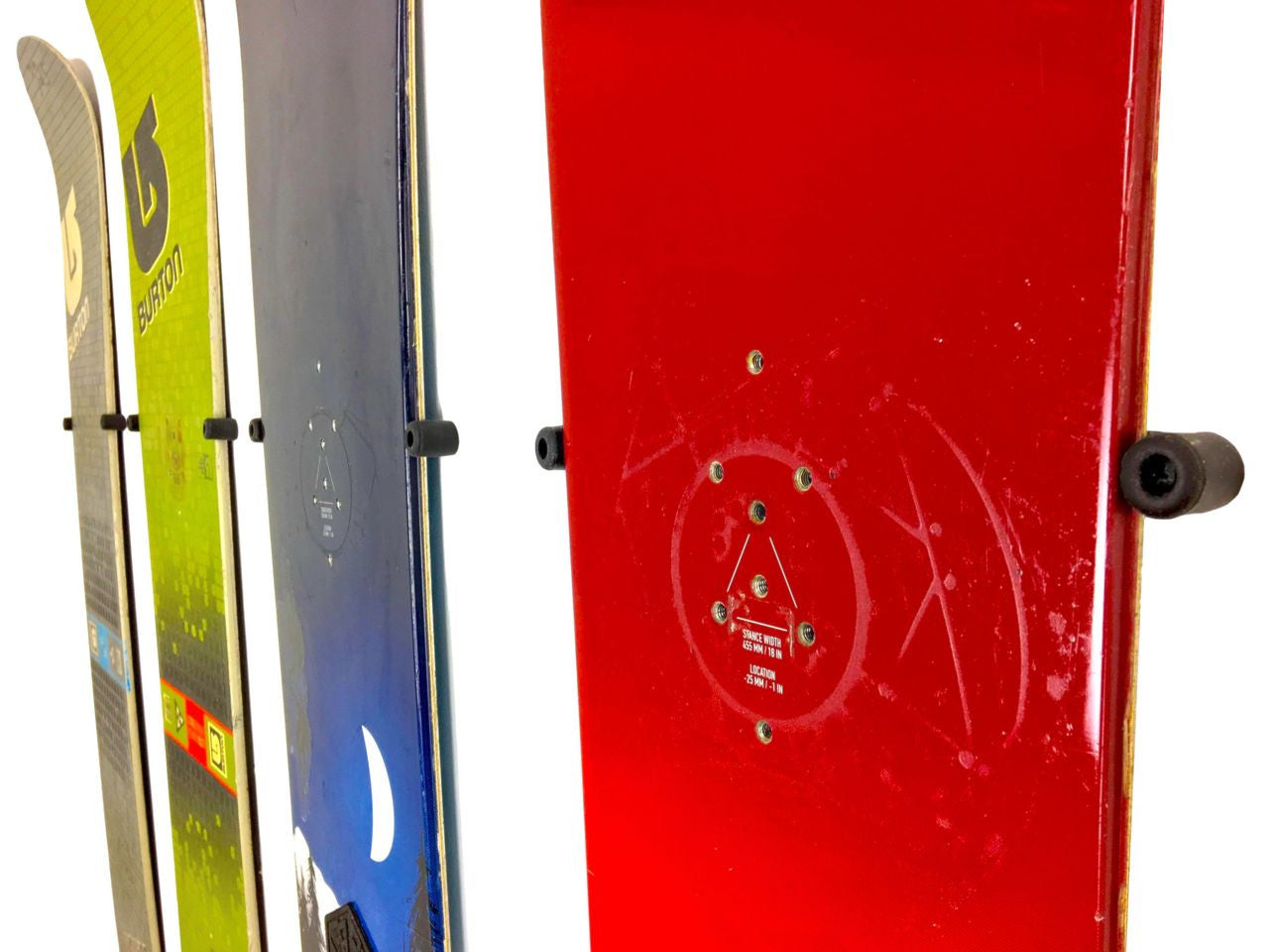 StoreYourBoard The Cinch Snowboard Display | Floating Rack | 1 Board