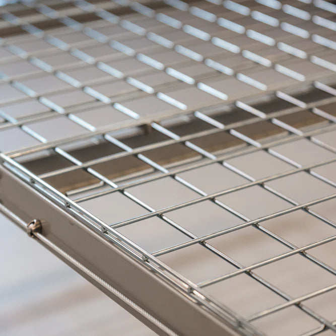 Auxx Lift storage lift wire mesh close up