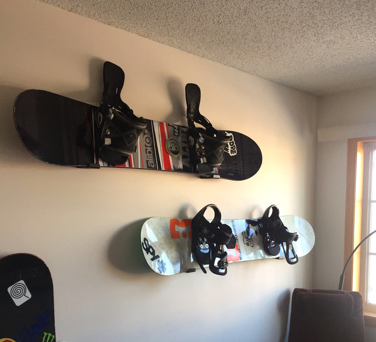 Keystone Minimalist Snowboard Display Rack | Holds 30 lbs | Large