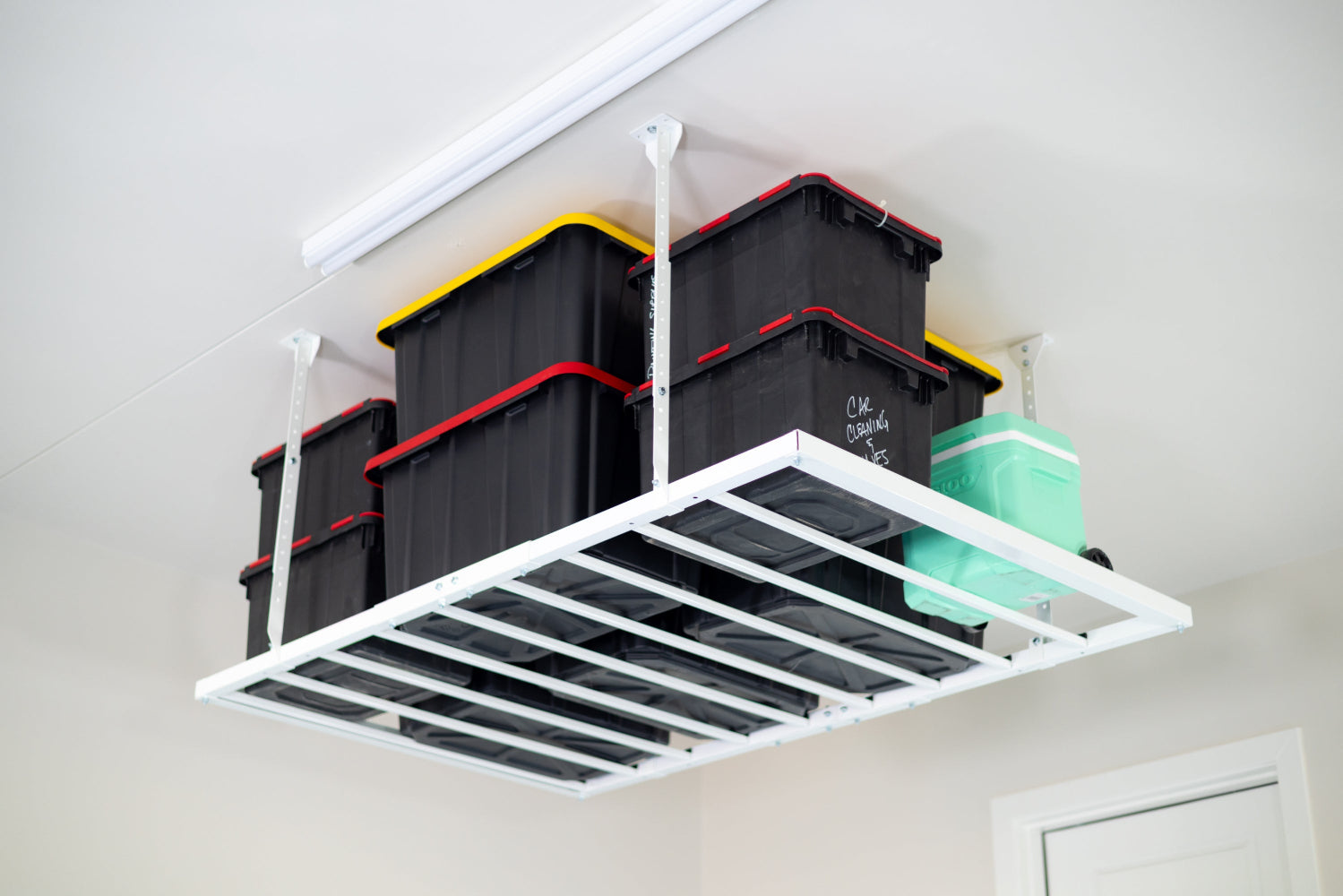 ceiling-sam-heavy-duty-pro-4x6-installed-with-totes