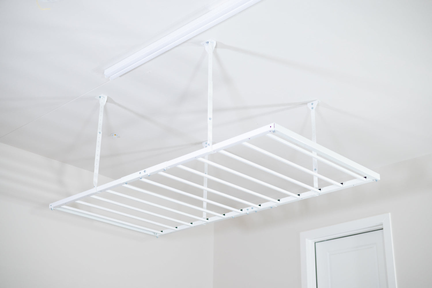 ceiling-sam-heavy-duty-pro-4x8-installed-no-base