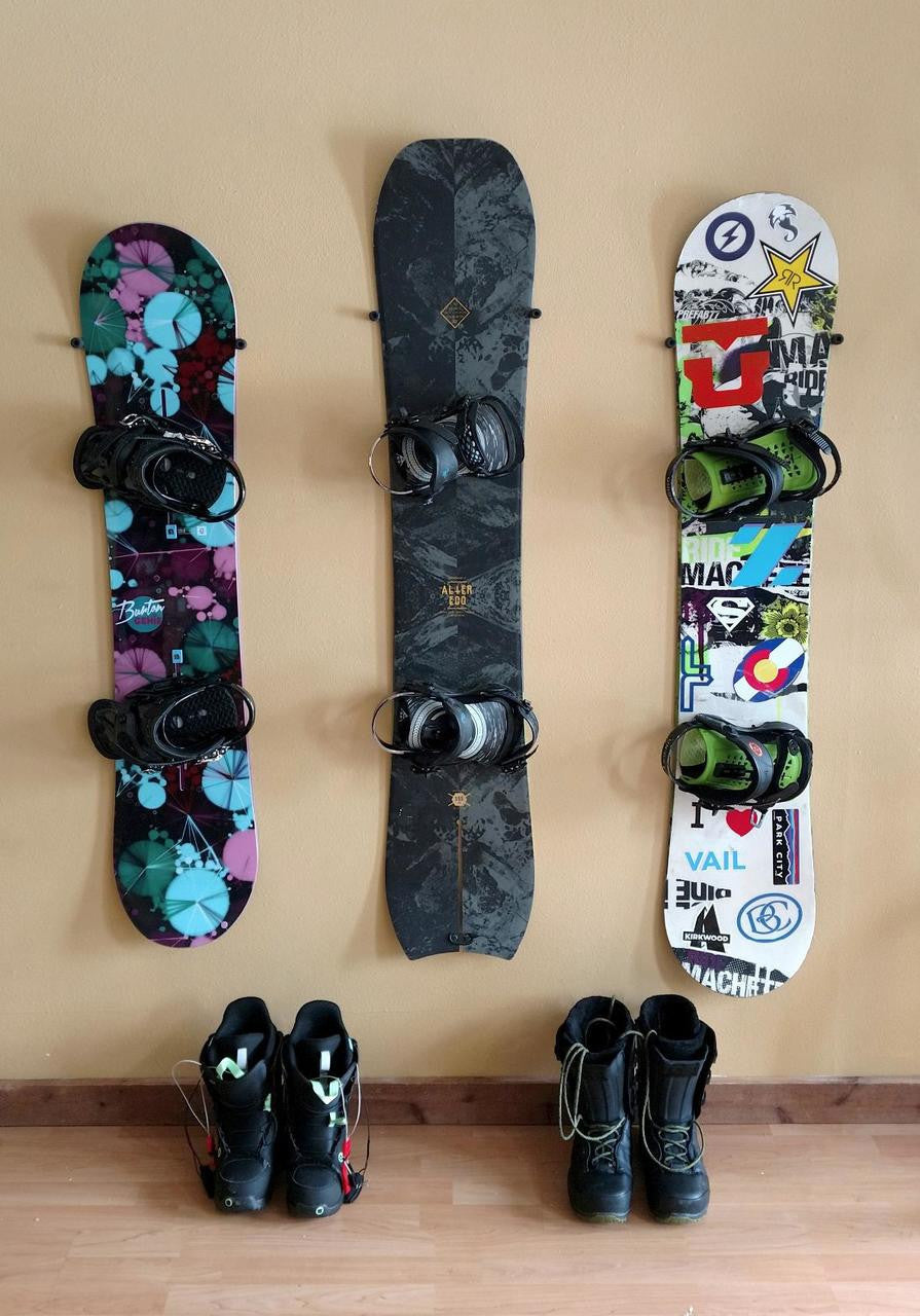 StoreYourBoard The Cinch Snowboard Display | Floating Rack | 2 Boards